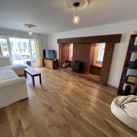5 Bedroom 4 Bathroom Gym Playroom Country Home Leamington Spa Esterno foto