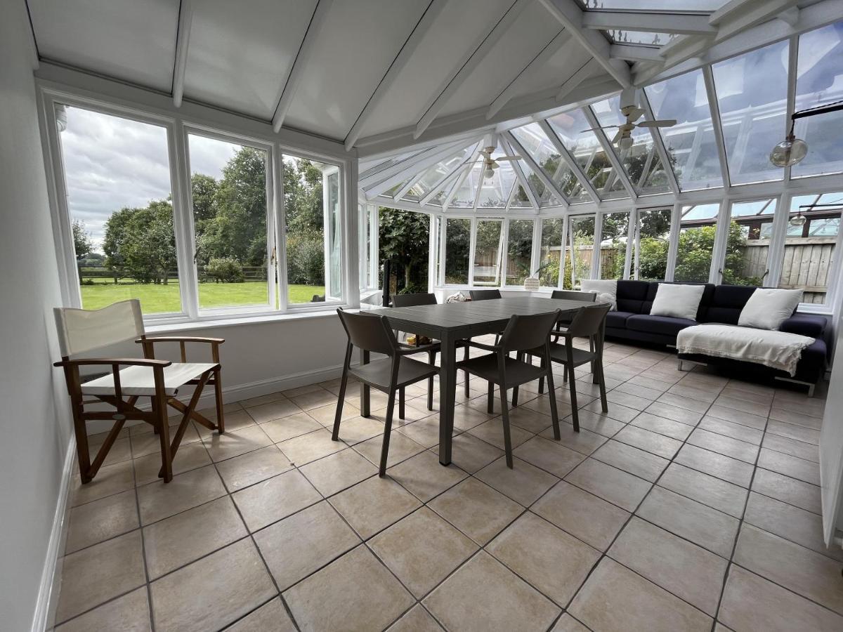 5 Bedroom 4 Bathroom Gym Playroom Country Home Leamington Spa Esterno foto